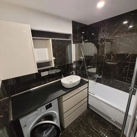 V Centre Mesta Спишска-Нова-Вес